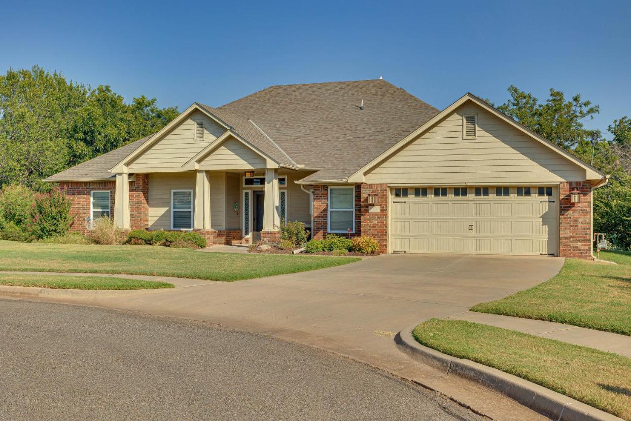 Quaint Noble Home 6 Mi To University Of Oklahoma! Norman Eksteriør bilde